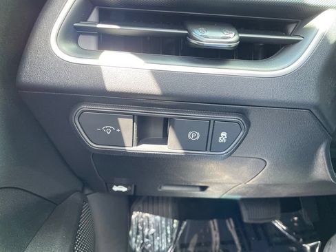 New 2026 Kia K4 FWD image 24