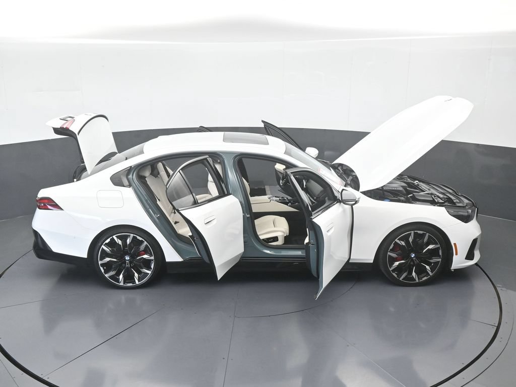 Used 2024 BMW 530i w/ M Sport Package RWD image 78