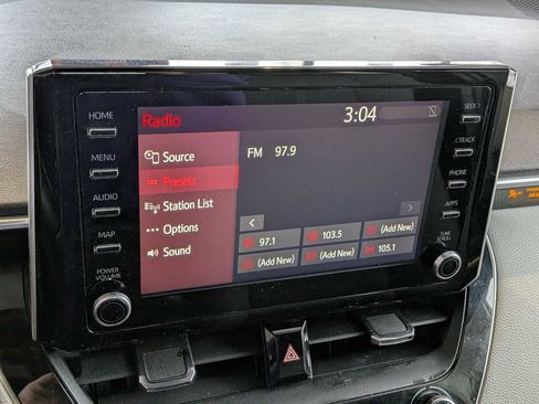 Used 2020 Toyota Corolla SE image 26