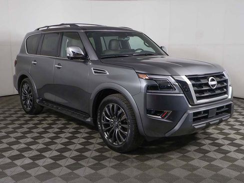 Used 2024 Nissan Armada Platinum image 2