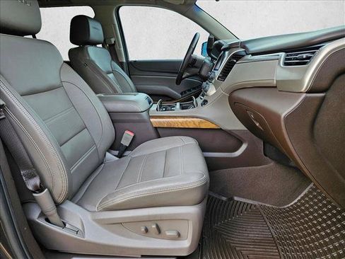Used 2019 GMC Yukon Denali w/ Denali Ultimate Package image 23