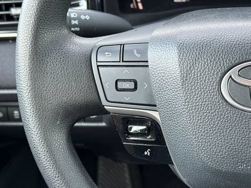 Used 2025 Toyota Camry LE FWD image 29