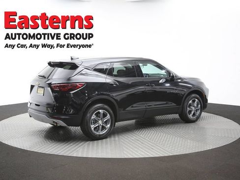 Used 2025 Chevrolet Blazer LT FWD image 42
