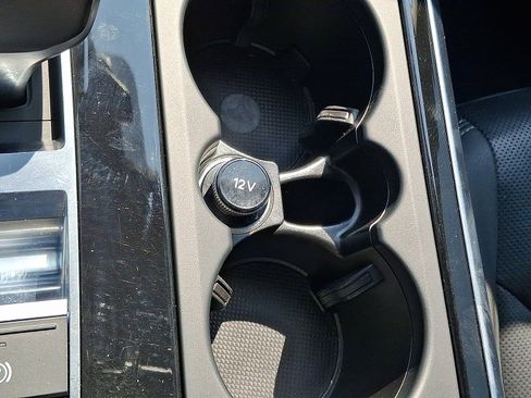 Used 2019 Audi Q8 Premium Plus w/ Premium Plus image 25