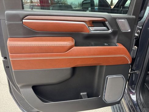 Used 2024 GMC Sierra 3500 Denali Ultimate image 34