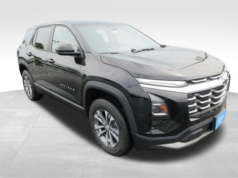 New 2026 Chevrolet Equinox LT w/ LPO, Floor Liner Package FWD image 7