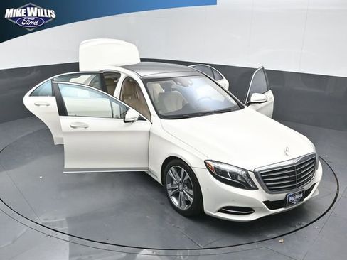 Used 2015 Mercedes-Benz S 550 4MATIC Sedan image 25