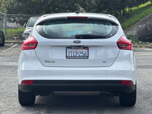 Used 2016 Ford Focus SE image 5