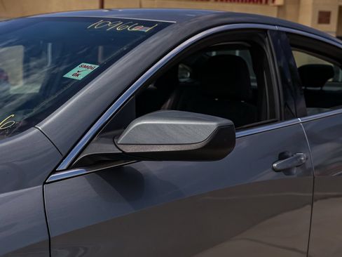 Used 2025 Chevrolet Malibu RS FWD image 12
