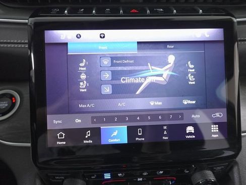 Used 2023 Jeep Grand Cherokee L Limited w/ Luxury Tech Group II image 19