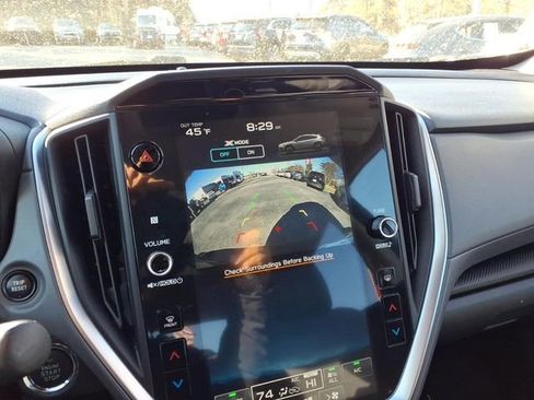 Used 2024 Subaru Crosstrek 2.0i Premium image 18