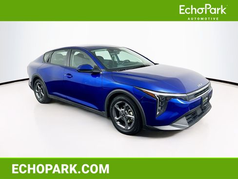 Used 2025 Kia K4 FWD image 1