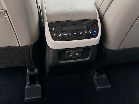 Used 2026 INFINITI QX60 Luxe w/ Cargo Package image 30