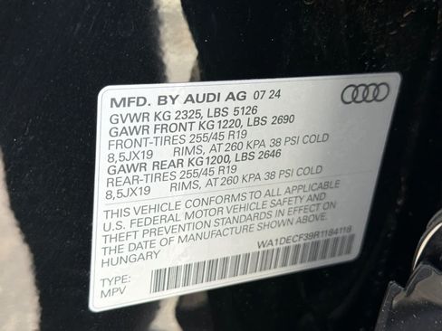 Used 2024 Audi Q3 2.0T Premium AWD/4WD image 29