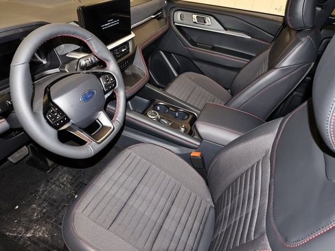New 2026 Ford Explorer ST-Line w/ ST-Line Street Pack AWD/4WD image 29