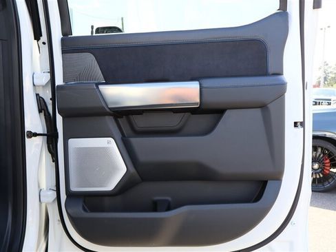 Used 2025 Ford F350 Platinum AWD/4WD image 33