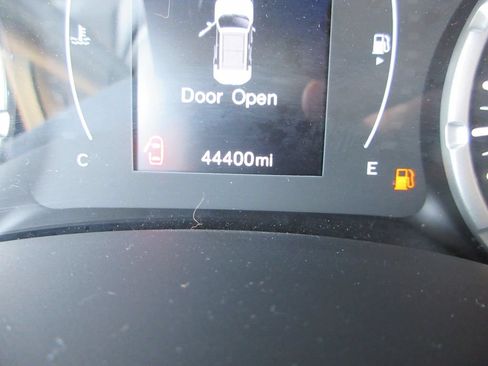 Used 2020 Jeep Renegade Altitude AWD/4WD image 27