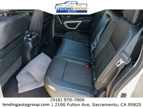 Used 2016 Nissan Titan PRO-4X image 16