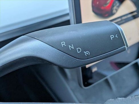 Used 2021 Tesla Model Y Long Range image 13