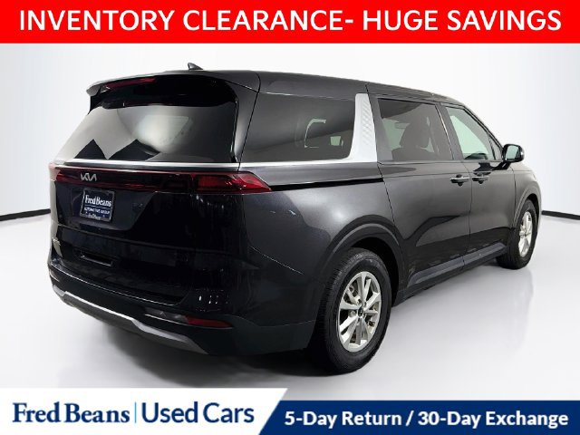 Used 2024 Kia Carnival LX FWD image 33