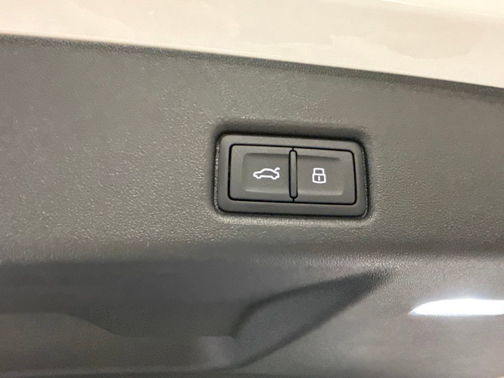 New 2026 Audi Q5 Premium AWD/4WD image 19