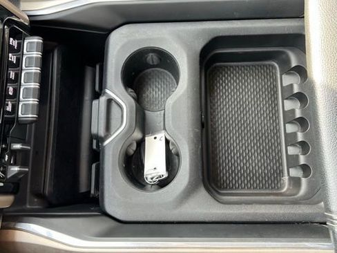 Used 2022 RAM 3500 Laramie image 17