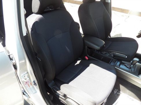 Used 2012 Subaru Forester 2.5X Premium AWD/4WD image 13