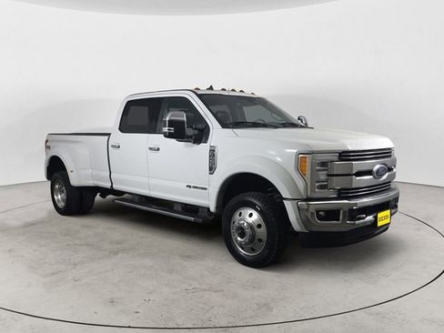 Used 2019 Ford F450 Lariat w/ Lariat Ultimate Package AWD/4WD image 7