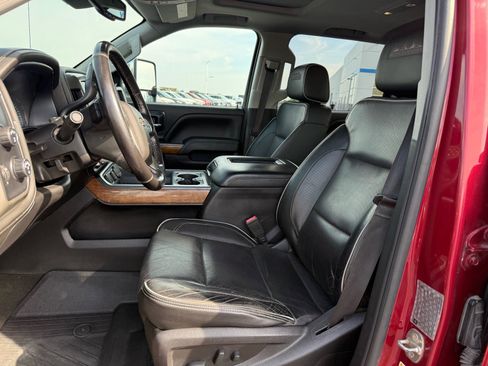 Used 2018 Chevrolet Silverado 3500 High Country w/ Duramax Plus Package AWD/4WD image 12