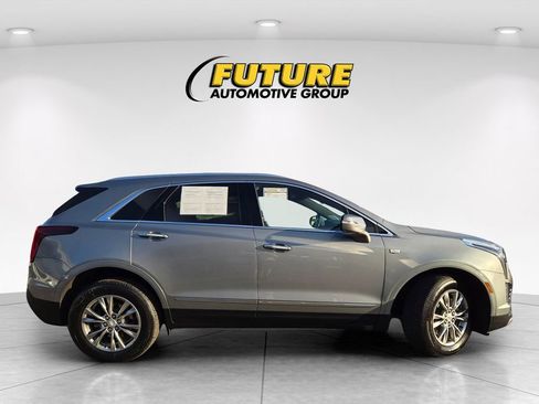 Used 2023 Cadillac XT5 Premium Luxury image 3