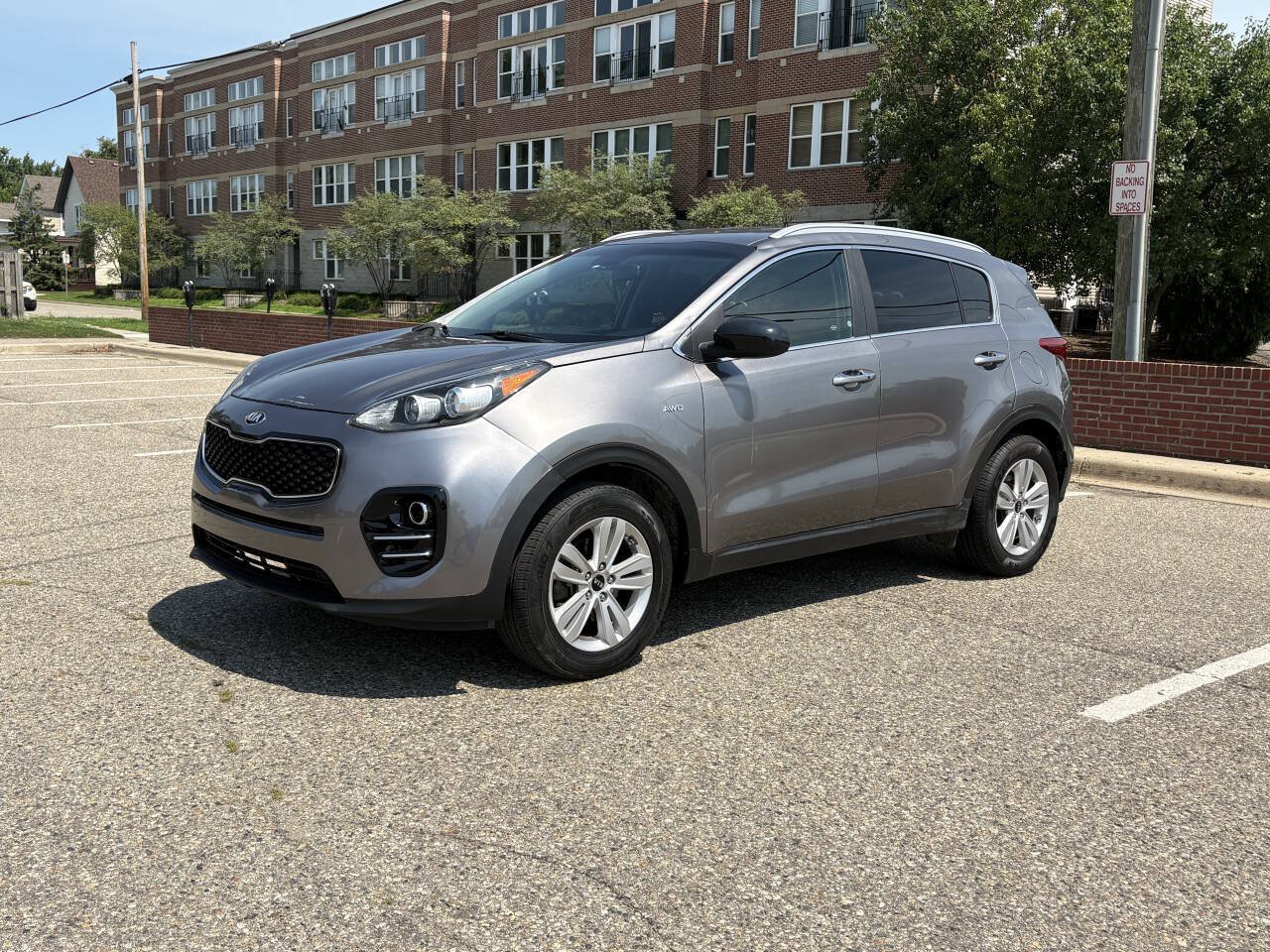 Used 2018 Kia Sportage LX w/ LX Popular Package AWD/4WD image 2