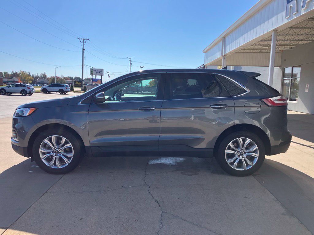 Used 2024 Ford Edge Titanium AWD/4WD image 4