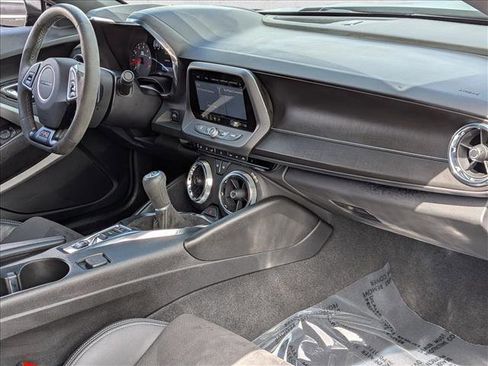Used 2019 Chevrolet Camaro SS image 19