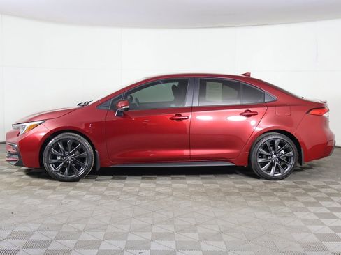 Used 2024 Toyota Corolla SE image 14