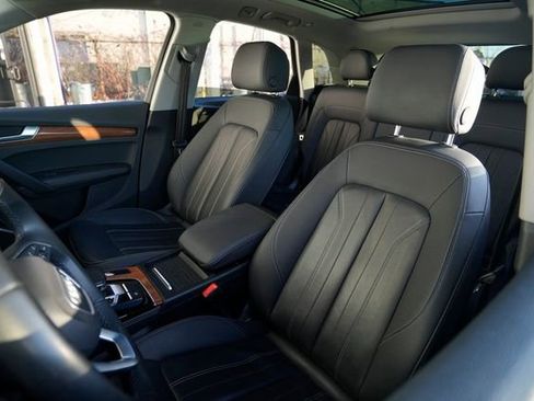Used 2021 Audi Q5 2.0T Premium Plus AWD/4WD image 19
