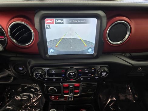 Used 2020 Jeep Gladiator Rubicon image 22
