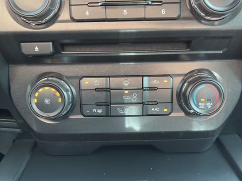 Used 2018 Ford F150 XL w/ Equipment Group 101A Mid AWD/4WD image 16