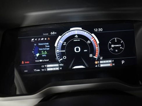 New 2026 Toyota Tundra Platinum AWD/4WD image 33