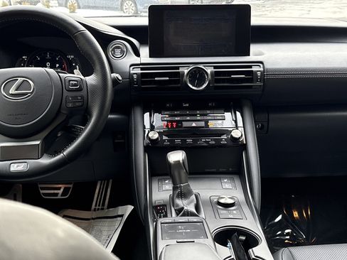 Certified 2024 Lexus IS 350 F Sport image 29