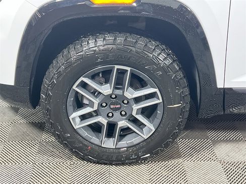 New 2026 GMC Terrain AT4 w/ Convenience Package III image 24