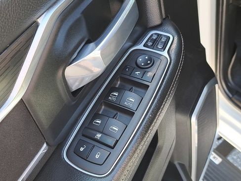 Used 2023 RAM 2500 Laramie image 25