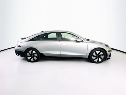 Used 2024 Hyundai Ioniq 6 SE RWD image 10