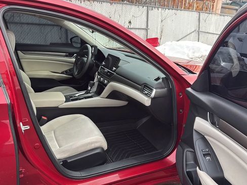 Used 2022 Honda Accord LX image 25