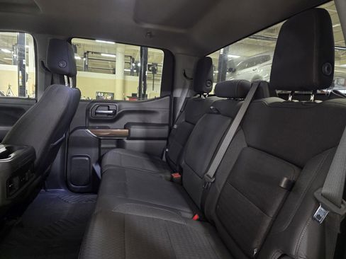 Used 2022 Chevrolet Silverado 1500 RST image 11