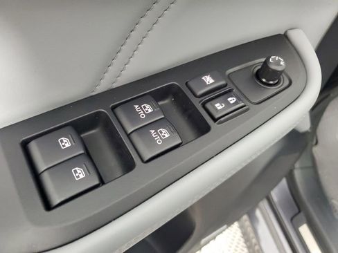 Used 2018 Subaru Legacy 3.6R Limited AWD/4WD image 20