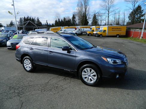 Used 2017 Subaru Outback 2.5i Premium w/ Popular Package #2 image 2