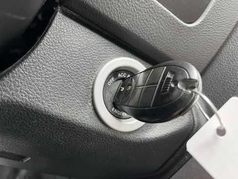 Used 2017 RAM 1500 Express w/ Express Value Package image 31