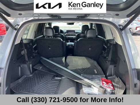 Certified 2022 Kia Telluride SX w/ SX Prestige Package image 54
