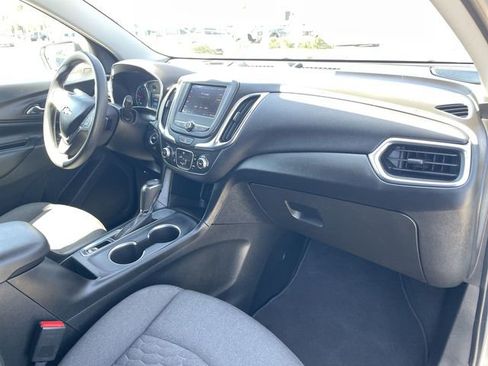 Used 2020 Chevrolet Equinox LT FWD image 28