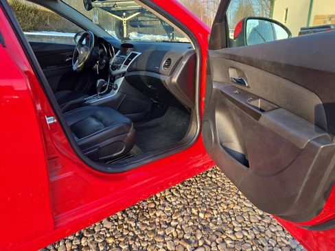 Used 2015 Chevrolet Cruze LT image 20